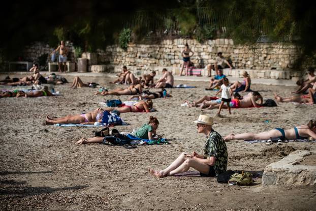 Split: Jesen na plaži
