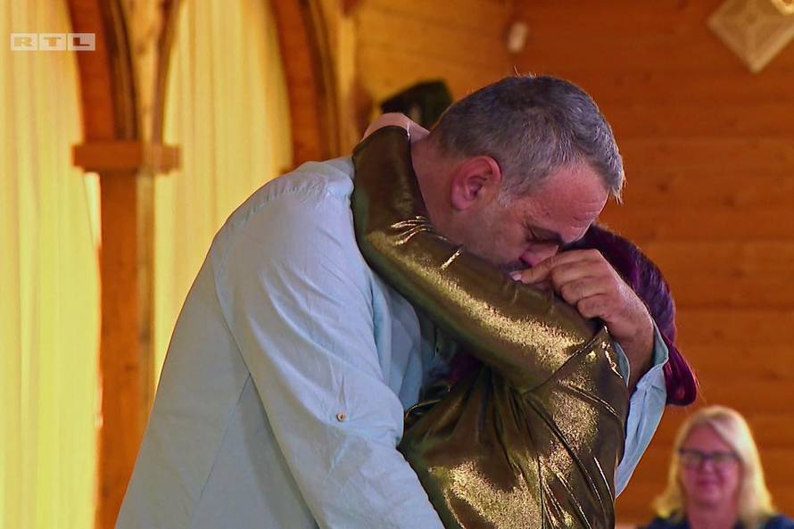 Vesna i Ivo iz 'Ljubav je na selu' zaljubljeni do ušiju! Pokazali što rade u slobodnim trenucima...