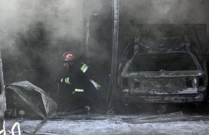 Mehaničar heroj (26) iz požara spasio šefa i njegovu suprugu