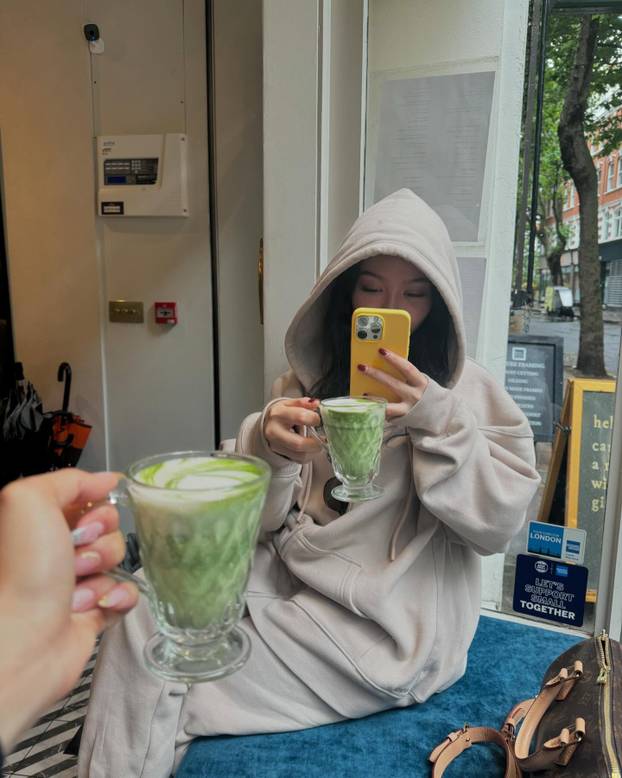 FOTO Bila je blizu trećem zlatu, njena priča je inspiracija za sve sportaše, a u haljinama - blista