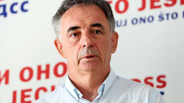 Zagreb: Milorad Pupovac o transparentu navijača koji je zgrozio Hrvatsku