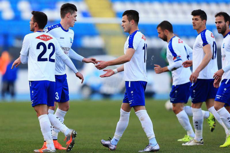 Osijek srušio Zagreb i došao korak bliže ostanku   u 1. ligi