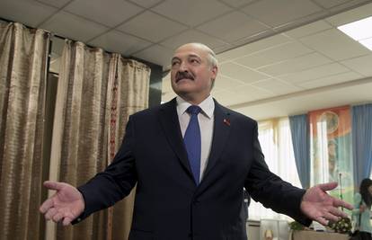 Izborna strategija bjeloruskog predsjednika: Suparnike treba zatvoriti, a Rusiju optužiti...