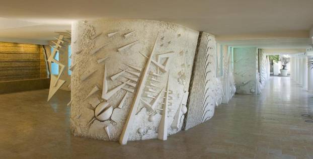 Biste li dali 1200 eura za noć u hotelu s privatnom plažom? Čekajte dok ne zavirite unutra!