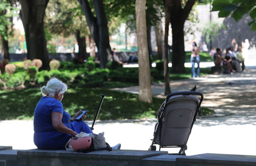 Splitske plaže pune su kupača 