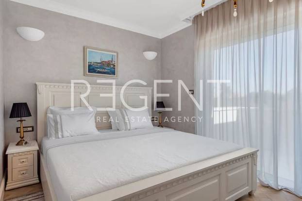 FOTO Luksuzna vila u Vodicama ima grijani bazen, saunu, biljar, jacuzzi... I cijena je 'raskošna'