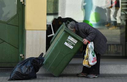 Umirovljenici na Prazniku rada: 'Penzije su nam sramotne, da se ubiješ. Loše se danas živi'