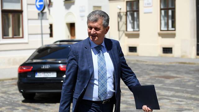 Zagreb: Odlazak ministara nakon sjednice UÅ¾eg kabineta Vlade RH