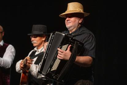 FOTO Na Međunarodnu smotru folklora stigle skupine iz cijelog svijeta: Evo raskošnih kadrova