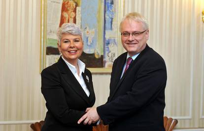 Odnos premijerka Kosor - Josipović na "lijevoj nozi"