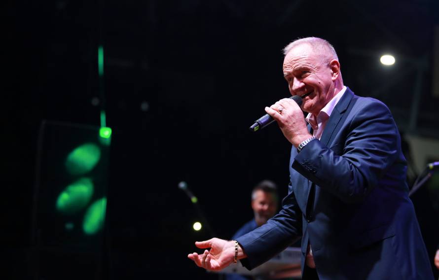 Frankfurt: Mate BuliÄ odrÅ¾ao koncert na Hrvatskoj noÄi