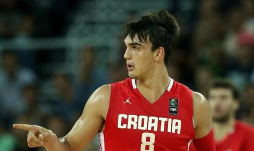 &Scaron;ari&cacute;ev ameri&ccaron;ki dnevnik: Moj dres izvjesili su uz Ervingov...