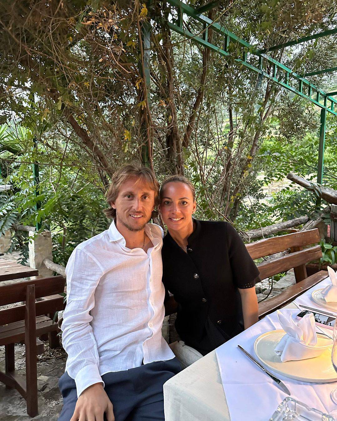 Modrić poljubio Vanju i čestitao joj poseban dan: 'Mojoj ljubavi'