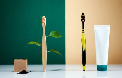Kupaonica bez plastike: Birajte četkicu od bambusa, 'refill' ruž, perivi papir ili tvrde šampone