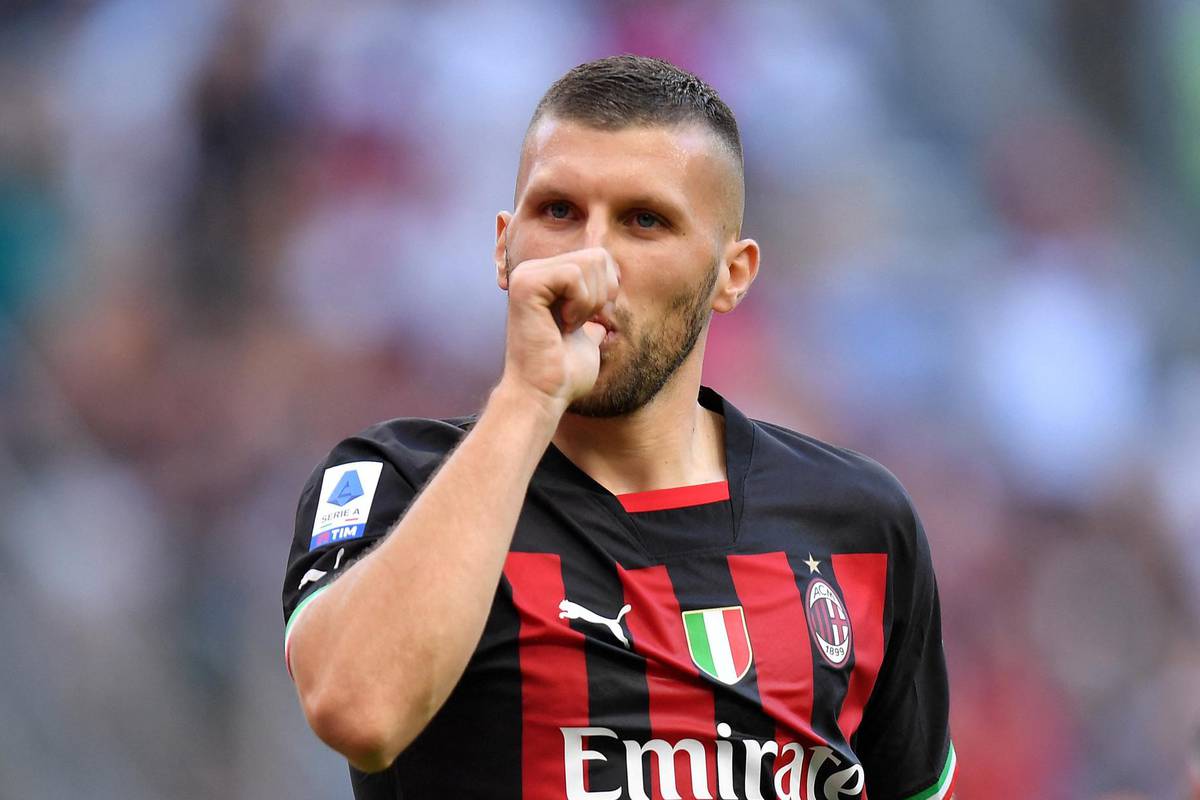 Ante Rebic deixa AC Milan e assina pelo Besiktas 