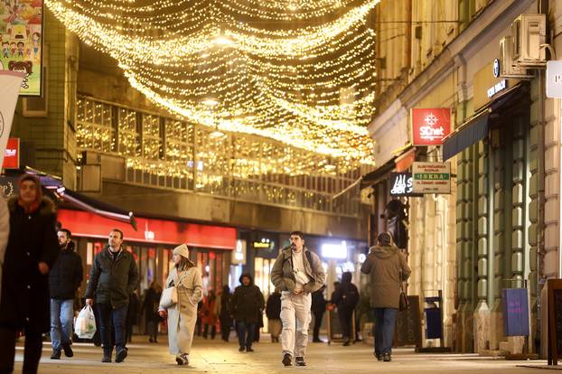 Sarajevo: Blagdanska atmosfera u centru grada