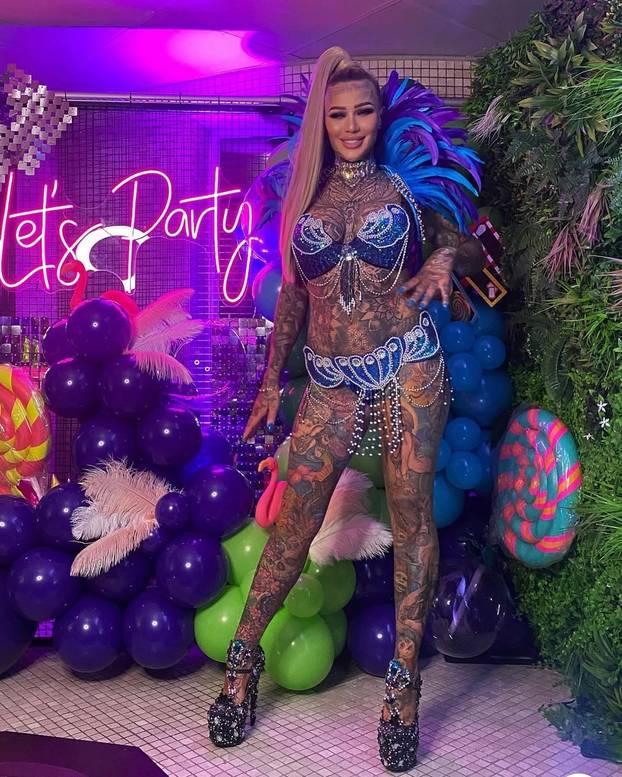 FOTO Tetovažama prekrila 95% tijela! Nećete vjerovati kako je Becky (37) izgledala ranije...