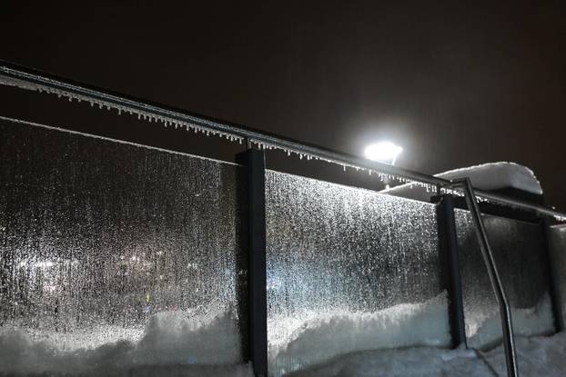 Zagreb: Pada ledena kiša