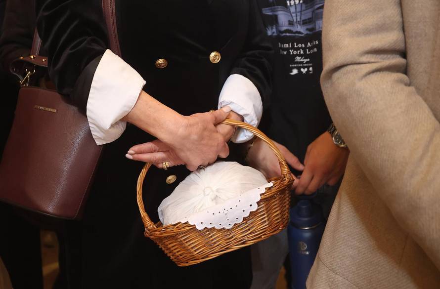 Split: Nedjelja Uskrsnuća Gospodinova - misu predvodi splitsko-makarski nadbiskup Zdenko Križić