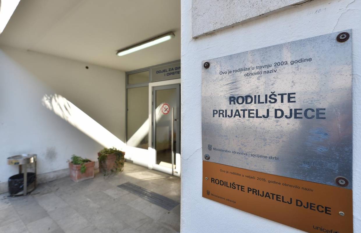 Liječnici iz Petrove: Ulažemo puno truda da rodilje dobiju tuš