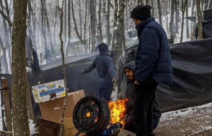 BiH: Migranti su spasili ženu od sigurnog utapanja iz hladne i  nabujale rijeke  Kladušnice...