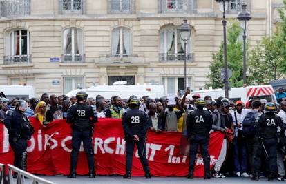 Pariz: Stotine migranata bez dokumenata zauzele Panteon