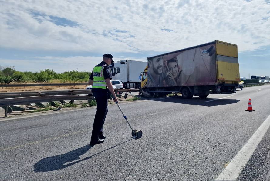 Prometna nesreća na zagrebačkoj obilaznici, stvara se velika gužva