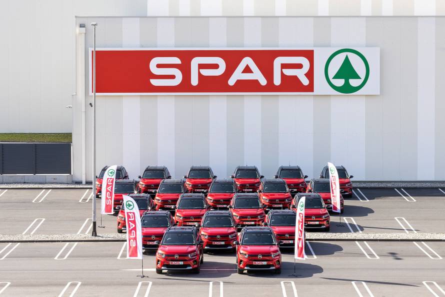 SPAR podijelio 20 automobila pobjednicima velike rođendanske nagradne igre