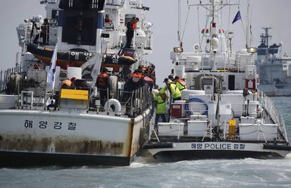 Našli tijelo dječaka koji je prvi zvao pomoć na trajekt Sewol