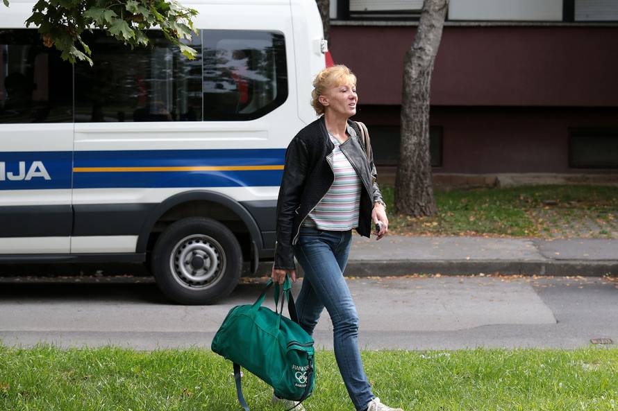 Poznata Hrvatica prodaje voće na štandu: Od Zagreba otkupila stan pa su krenuli problemi...