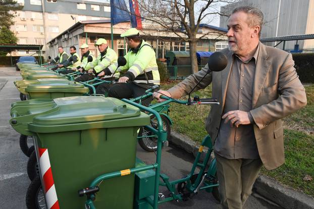 Zagreb: Gradona?elnik Milan Bandi? me?u prvima isprobao elektri?nu radnu trokolicu