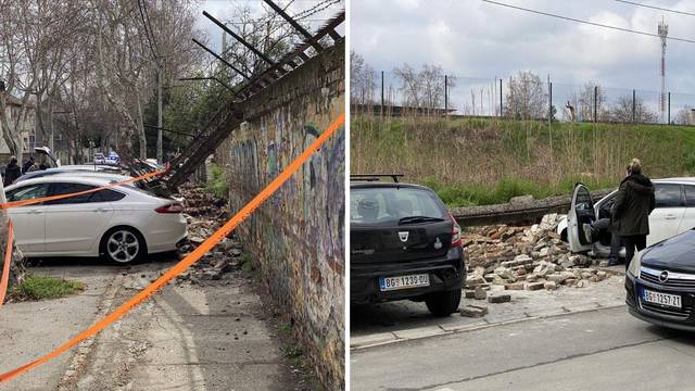 Urušila se ograda FK Zemuna: Oštećeni automobili i imovina
