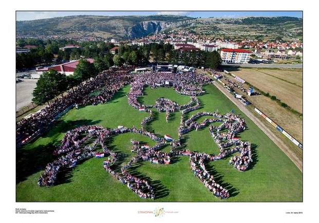 FOTO Čak 25 godina milenijskih fotografija: Pogledajte ova remek-djela Šime Strikomana