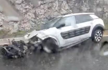 VIDEO Teška prometna nesreća kod Splita: Sudarila se dva auta
