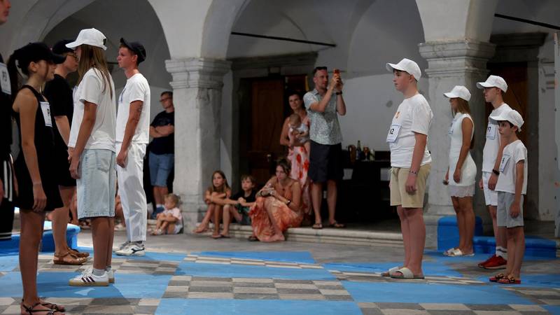 FOTO Živi šah oduševio je publiku u Dvorcu Frankopan