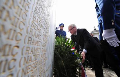 Josipović u Ahmićima: Zlo se ovdje ne smije ponoviti