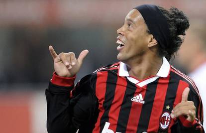 Ronaldinho će produžiti s Milanom do 2014. godine?