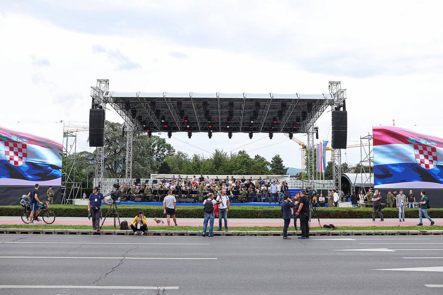 Zagreb: Generalna proba svečanog vojnog mimohoda