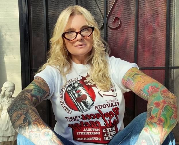 FOTO Seksi glumica se nakon 34 godine vraća u "Spasilačku službu", evo kako sad izgleda