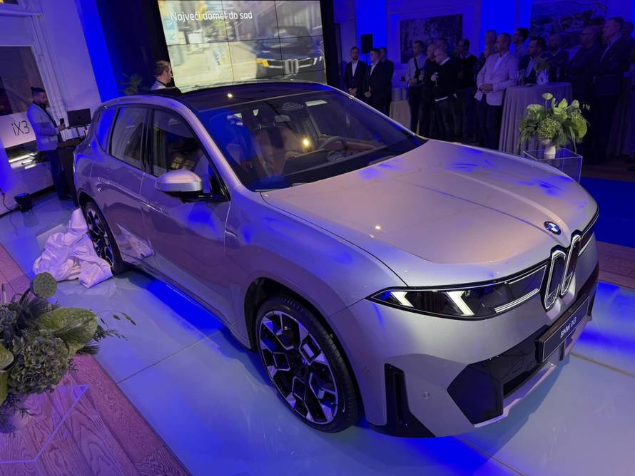 Novi BMW iX3 oduševio Top Gear: “Nema očitih mana, kvantni skok za električne aute”