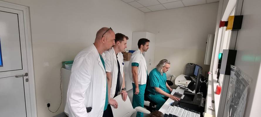 Liječnici iz Vinogradske prvi su u Hrvatskoj operirali rak prostate nano nožem: 'Važan je iskorak'