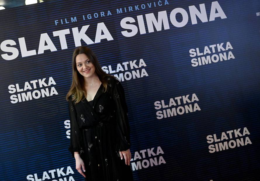 Zagreb: Dolazak poznatih na premijeru filma "Slatka Simona"