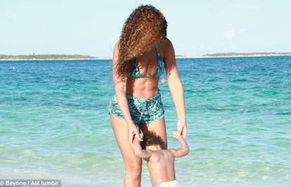 Ponosni roditelji: I  Beyonce objavila fotografije s Blue Ivy
