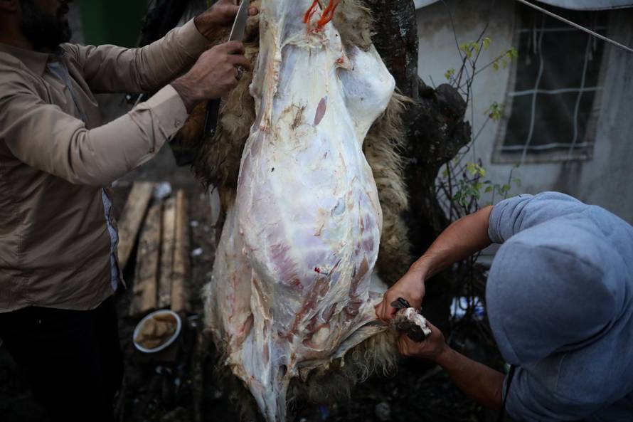 Noć u paklu Vučjaka: Mlate nas i pucaju, bojimo se crne policije