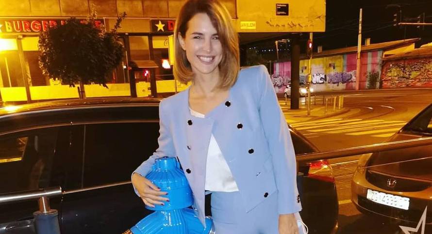 Doris u kućnom izdanju: Kuhinju pokazala pa joj se javio kolega