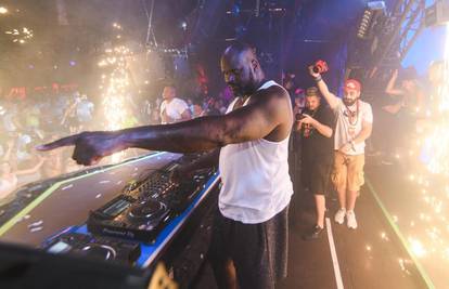 Shaq rasturio DJ pult na Zrću: 'Partijali smo u punoj snazi!'