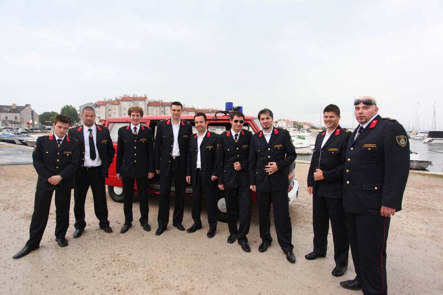 Prva vatrogasna klapa nakon požara spremna je na pjesmu