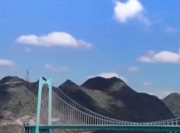 FOTO Otvoren u Kini: Evo kako izgleda najviši most na svijetu