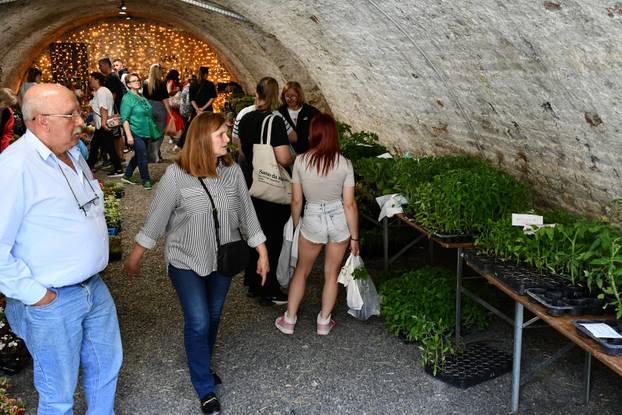 Slavonski Brod: Sajam cvijeća, sadnica, presadnica i cvijetnih dekoracija - Florafest 2026.
