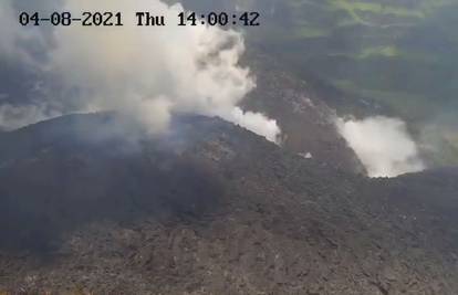 Eruptirao vulkan na Karibima, stup dima visok 10 kilometara